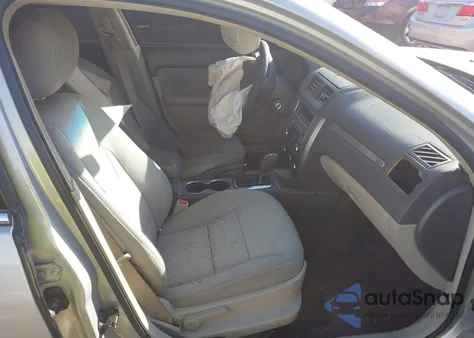 2010 Ford Fusion Se из США, поврежденный, VIN 3FAHP0HA5AR427158